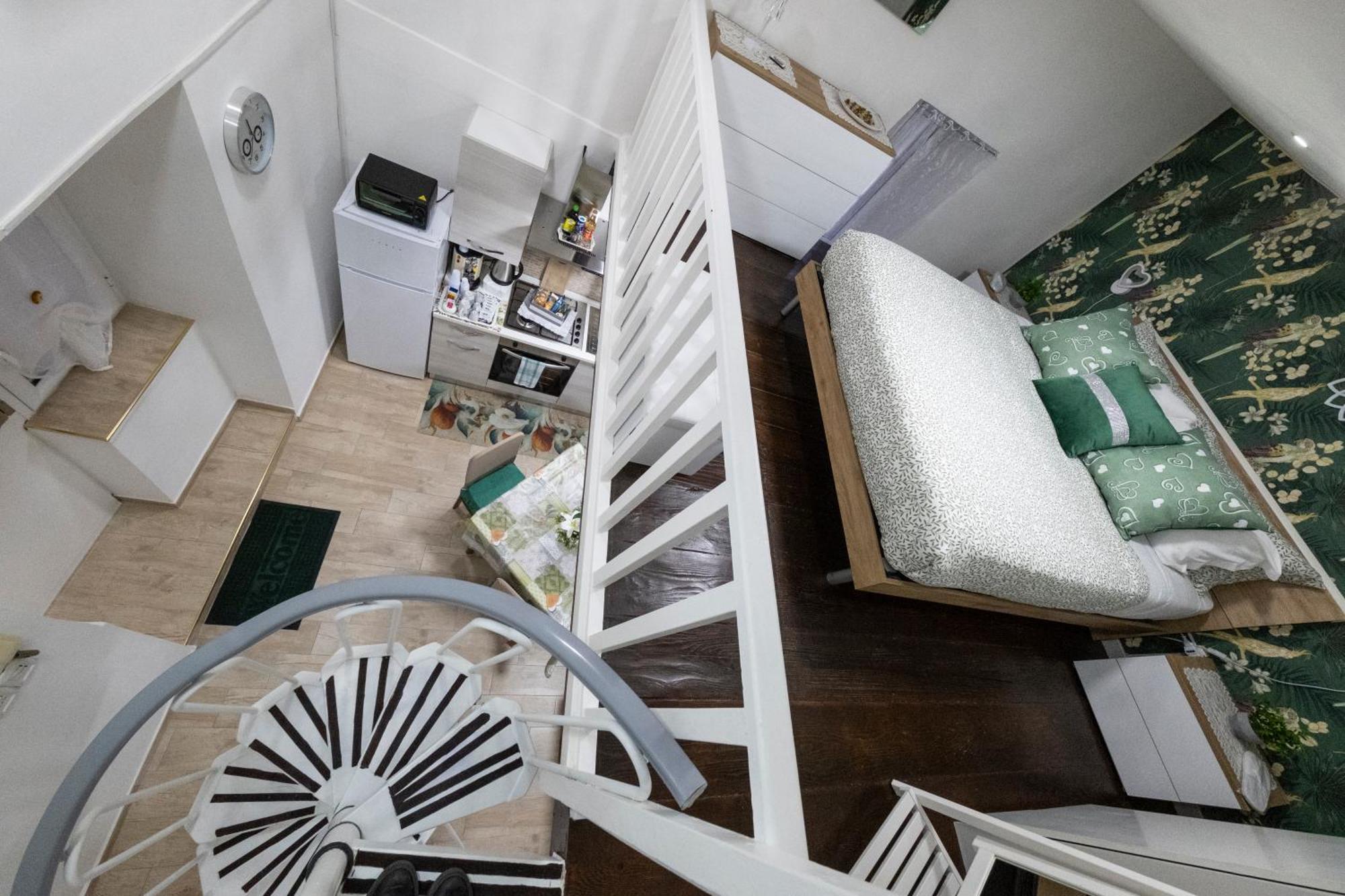Green Center Valery Sweet House نابولي المظهر الخارجي الصورة